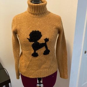 Poodle turtleneck